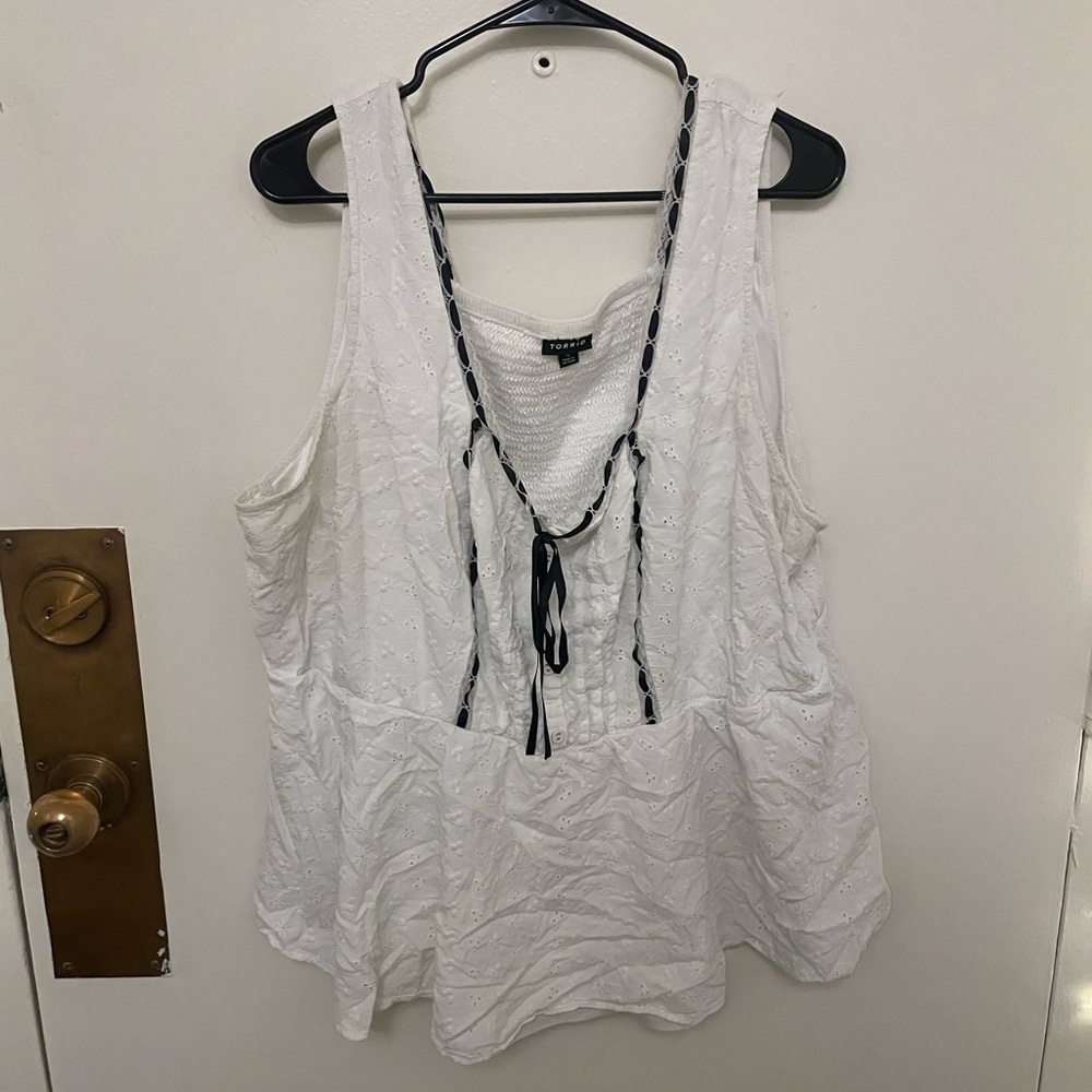 Torrid White Sleeveless Blouse with Black Ribbon Accents